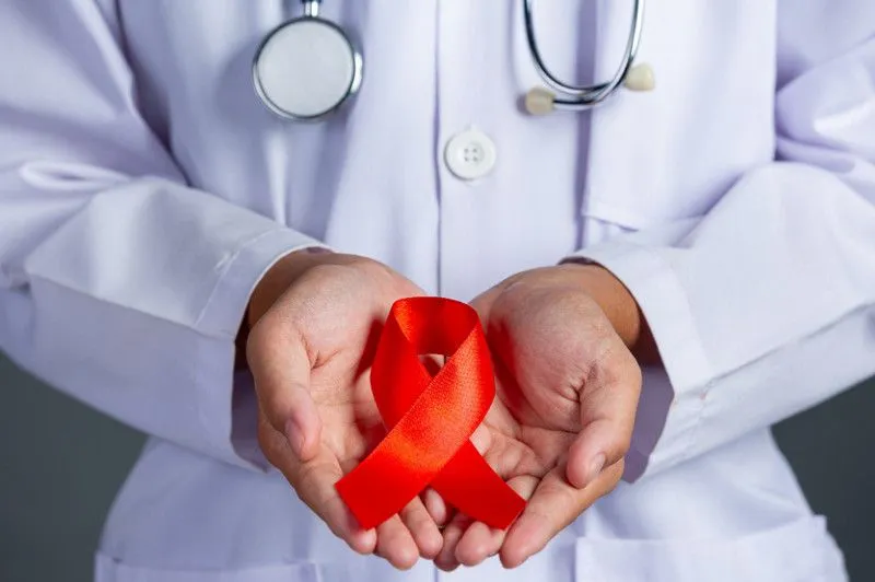 Quan hệ không thâm nhập có bị HIV không khi nào cần đi xét nghiệm