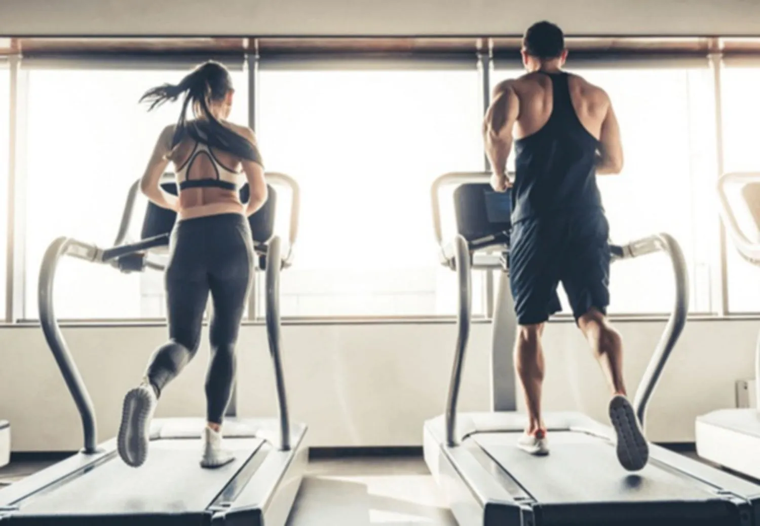 Nên tập cardio hay tập tạ để giảm cân?