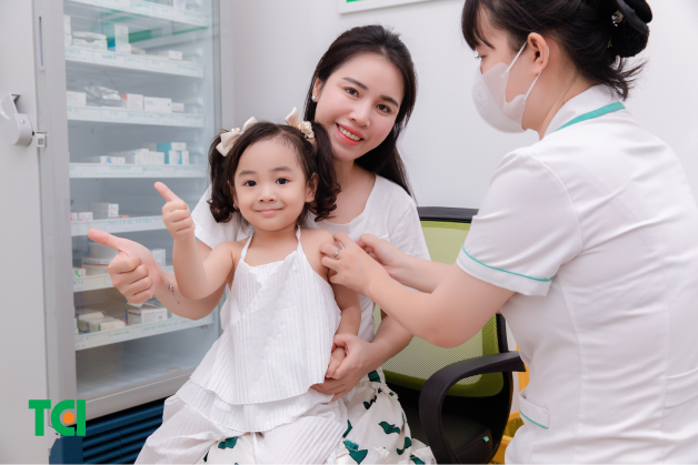 3 Điều cần lưu ý khi đi tiêm vaccine cho trẻ 