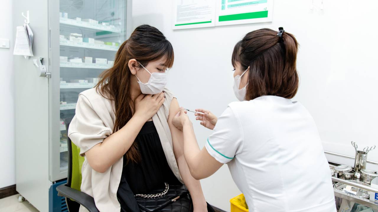 3 điều cần lưu ý trước và sau khi đi tiêm vacxin HPV