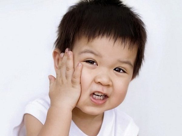 8 Bệnh trẻ hay gặp lúc giao mùa và cách phòng tránh