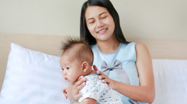 Bé bị trào ngược dạ dày có nguy hiểm không và cách xử lý thế nào?