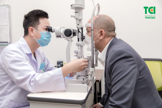 Bệnh Glaucoma cấp: Triệu chứng, chẩn đoán và cách điều trị