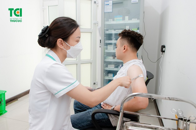 Các trường hợp chỉ định, chống chỉ định tiêm vaccin viêm gan B