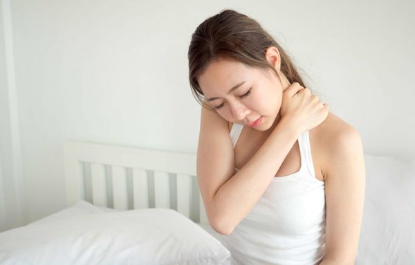 Cách trị đau cổ ảnh hưởng nghiêm trọng