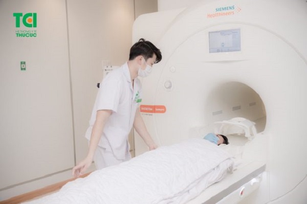 Cần lưu ý gì khi chụp MRI não cho trẻ em?