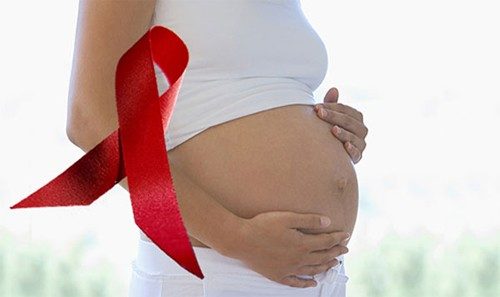 Dấu hiệu nhận biết HIV khi mang thai và hướng điều trị