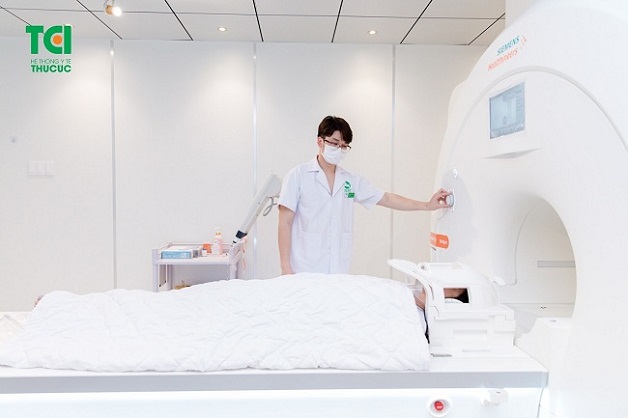 Đau nửa đầu thường xuyên có nên chụp MRI không?