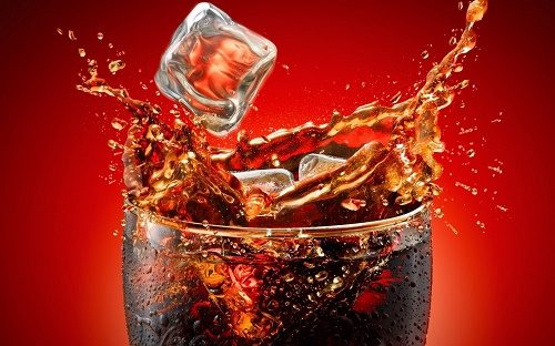 Đầy hơi sau khi uống coca là do đâu?