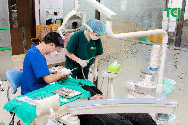 Giải đáp: cấy ghép răng implant bao nhiêu tiền và lưu ý