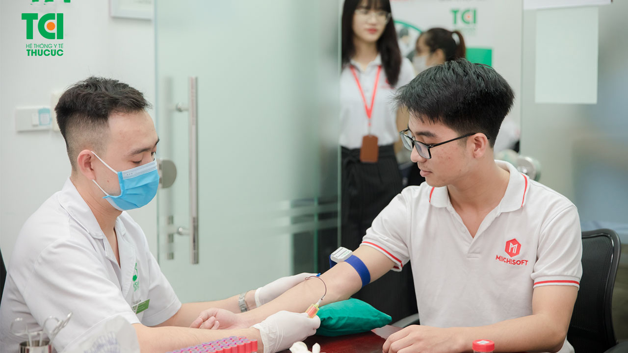 Giải đáp: Khám sức khỏe công ty có xét nghiệm HIV không?