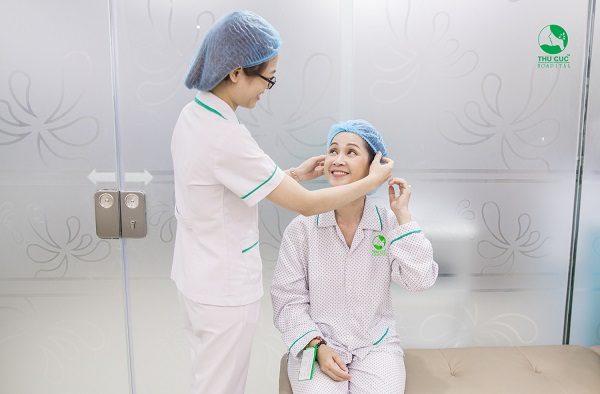 Mục sở thị quá trình NSND Lan Hương TSUT tiêu hóa