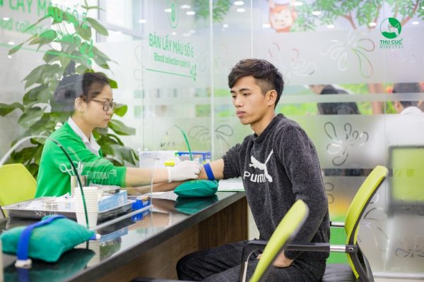 Nguyên nhân gây máu nhiễm mỡ là gì?