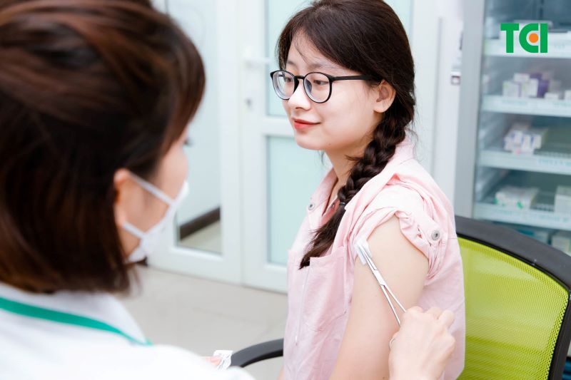 Những điều cần biết về vaccine chống ung thư cổ tử cung