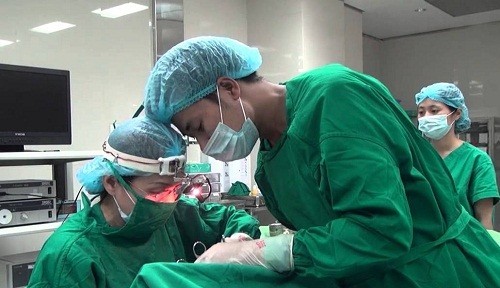 Phẫu thuật nâng xoang hở cấy ghép implant diễn ra đơn giản