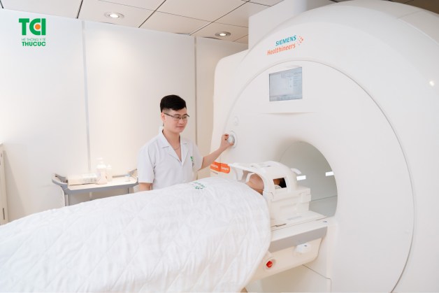 So sánh chụp MRI và CT khác nhau chỗ nào?