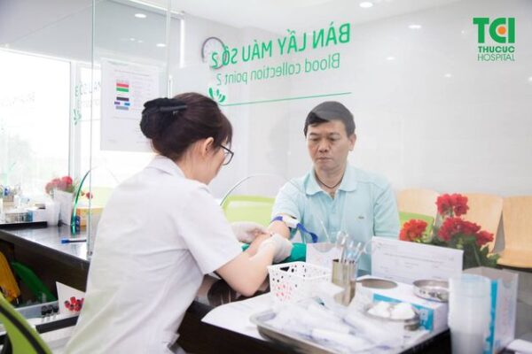 Xét nghiệm tầm soát ung thư phổi được tiến hành như thế nào?