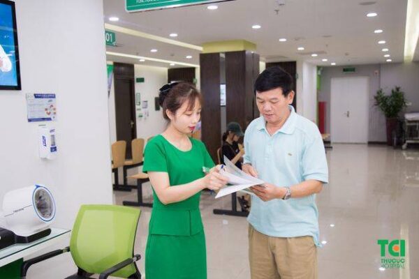 Xét nghiệm tầm soát ung thư phổi được tiến hành như thế nào?